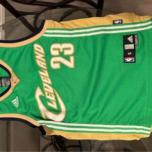 LeBron James Cleveland cavaliers st Patrick’s jersey
